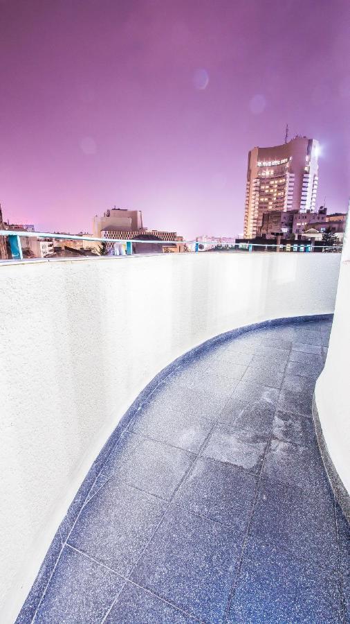 Central Arghezi University Square Apartman Bukarest Kültér fotó